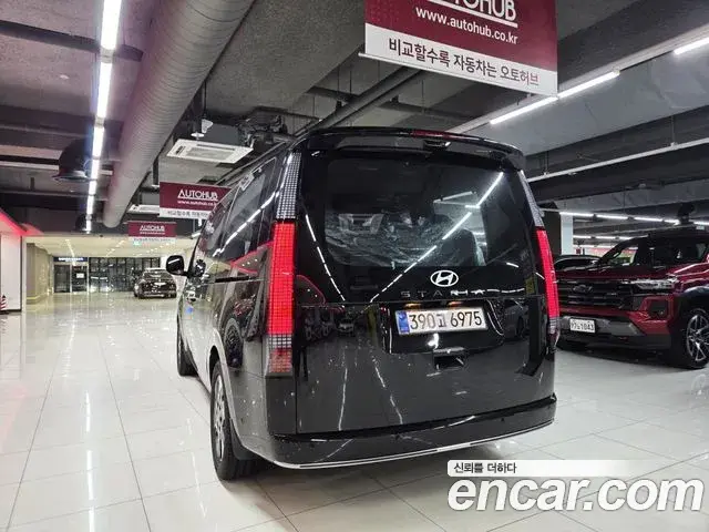 Hyundai Staria 2026 — ფოტო 7/20