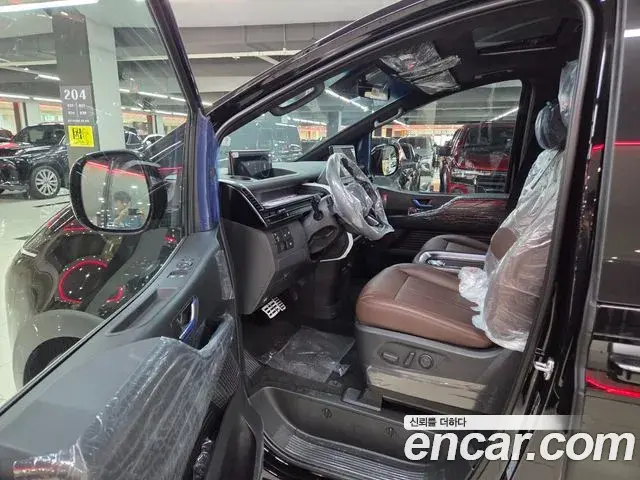 Hyundai Staria 2026 — ფოტო 16/20