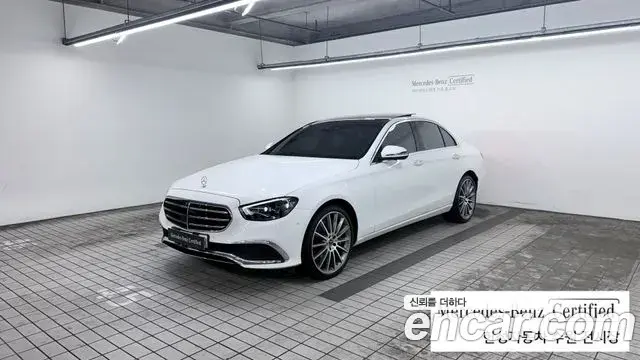 Mercedes-Benz E-Class 2023 — Şəkil 3/20