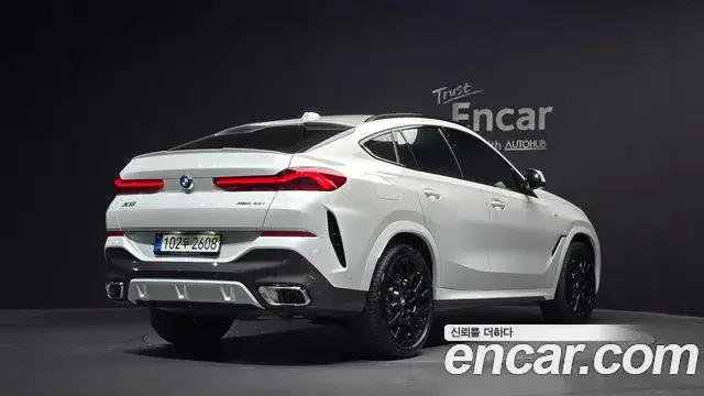 BMW X6 2024 — Photo 2/31