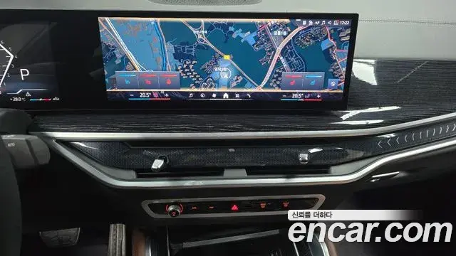 BMW X6 2024 — Photo 28/31