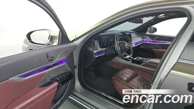BMW 7 Series 2023 — ფოტო 4/36