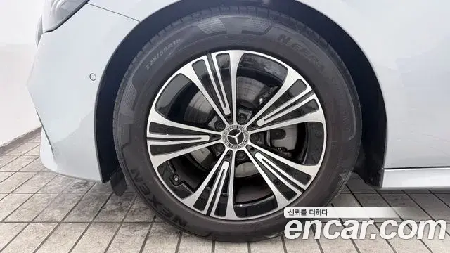 Mercedes-Benz E-Class 2024 — Şəkil 5/20