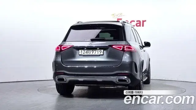 Mercedes-Benz GLE-Class 2020 — Фото 4/20