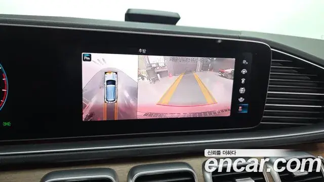 Mercedes-Benz GLE-Class 2020 — Фото 15/20