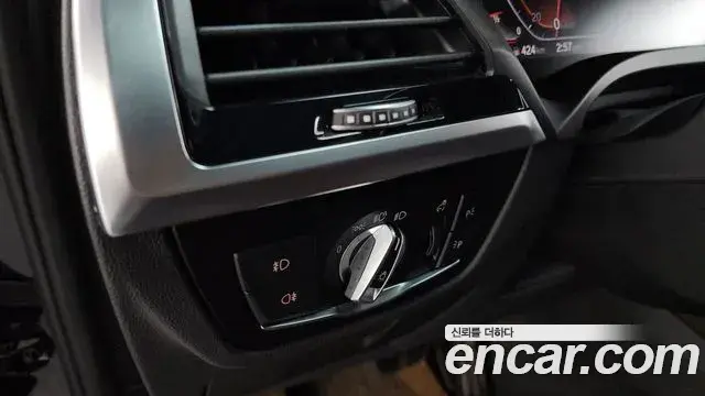 BMW X4 2020 — ფოტო 34/34
