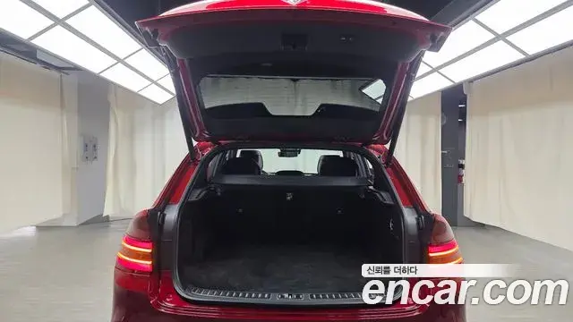 Genesis GV80 Coupe 2023 — Şəkil 30/35