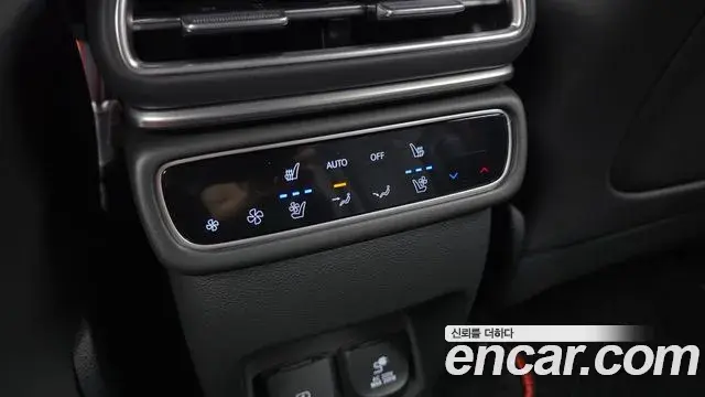 Genesis GV80 Coupe 2023 — Şəkil 18/35