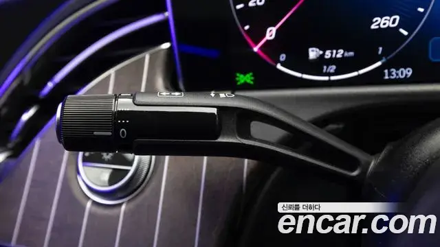 Mercedes-Benz E-Class 2025 — Фото 18/20