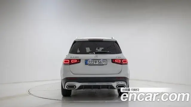 Mercedes-Benz GLB-Class 2023 — Фото 3/20