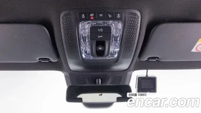 Mercedes-Benz GLB-Class 2023 — Фото 16/20