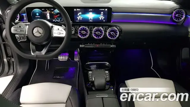 Mercedes-Benz CLA-Class 2020 — Фото 6/17