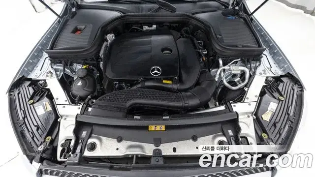 Mercedes-Benz GLC-Class 2022 — Photo 6/20