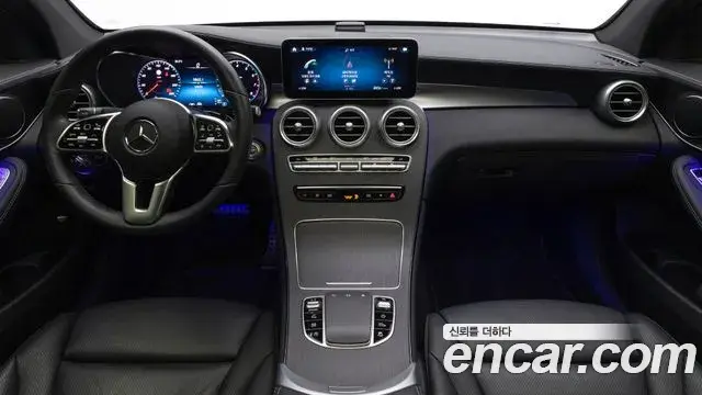 Mercedes-Benz GLC-Class 2022 — Photo 7/20