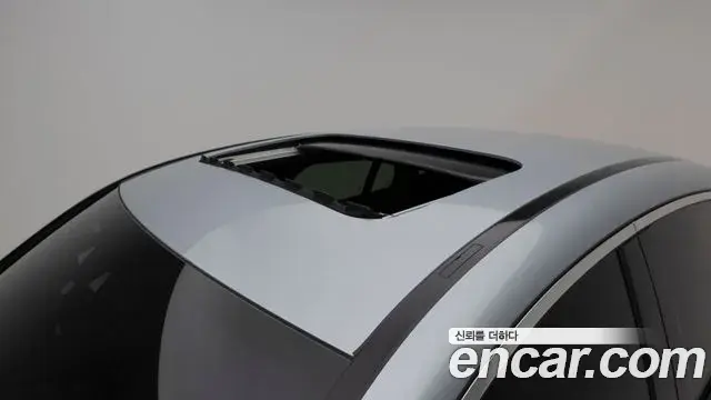 Mercedes-Benz GLC-Class 2022 — Photo 12/20