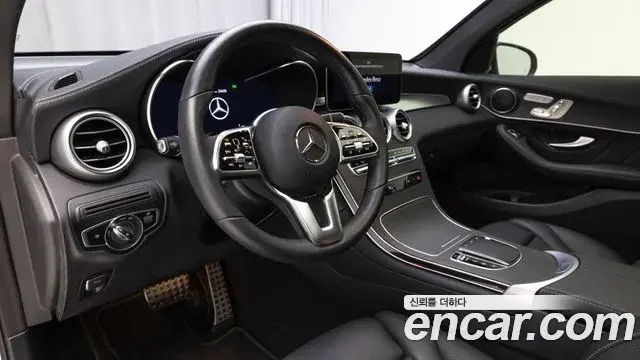 Mercedes-Benz GLC-Class 2022 — Photo 13/20