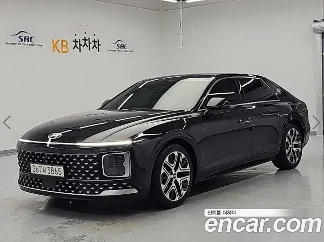 Hyundai Grandeur Hybrid 2025 — ფოტო 11/20