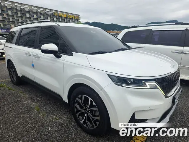 Kia Carnival 2022 — Фото 19/19