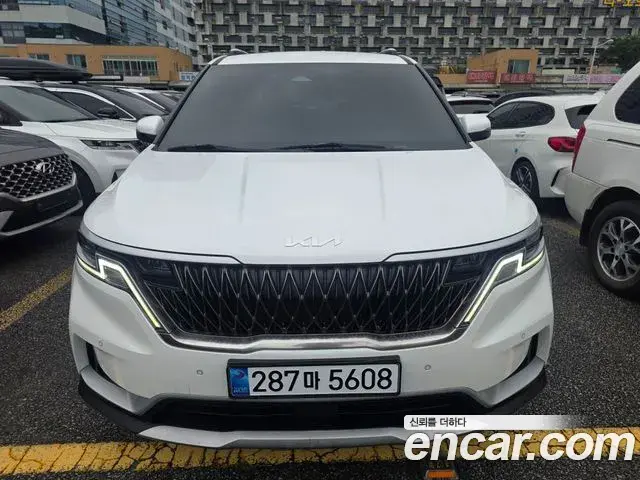 Kia Carnival 2022 — Фото 2/19