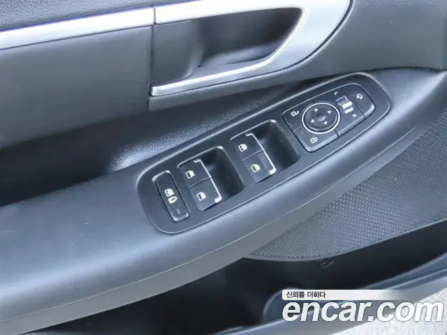 Hyundai Sonata 2022 — Фото 11/20
