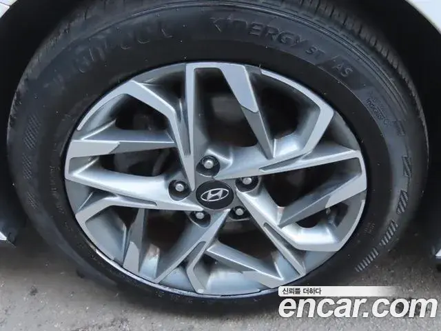 Hyundai Sonata 2022 — Фото 18/20