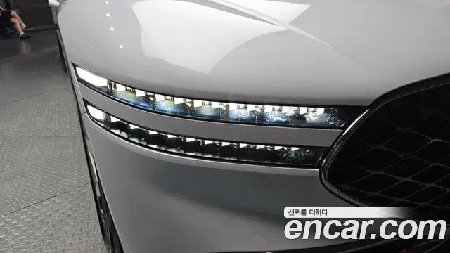 Genesis G90 2022 — Photo 18/49