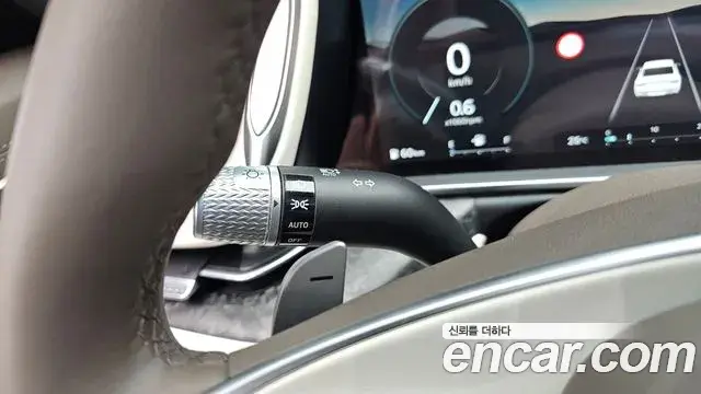 Genesis G90 2022 — Photo 46/49