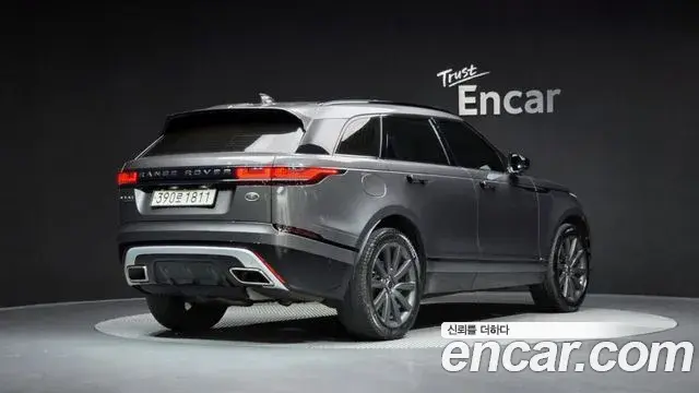 Land Rover Range Rover Velar 2019 — Photo 35/39