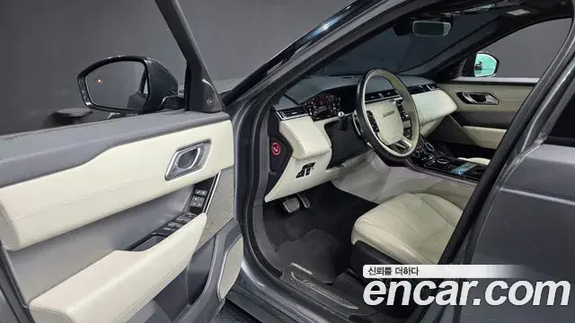 Land Rover Range Rover Velar 2019 — Photo 2/39