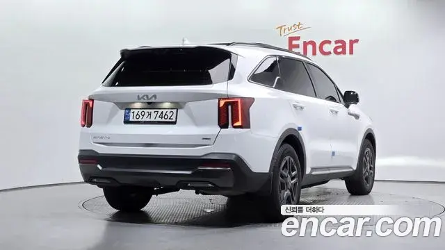 Kia Sorento 2024 — Фото 2/20