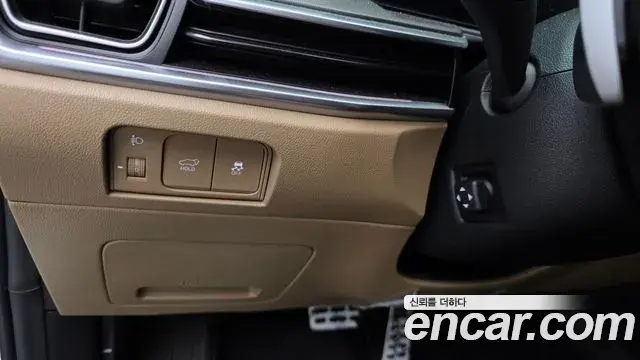 Kia Sorento 2024 — Фото 18/20