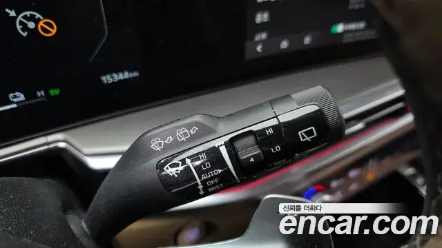 Kia Sorento 2024 — Фото 19/20