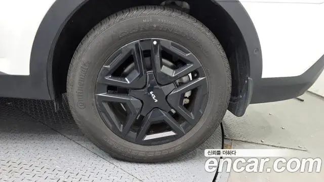 Kia Sorento 2024 — Şəkil 21/34