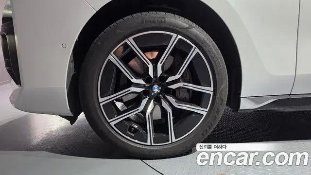 BMW 7 Series 2023 — Şəkil 2/20
