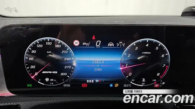 Mercedes-Benz CLA-Class 2025 — Фото 8/20