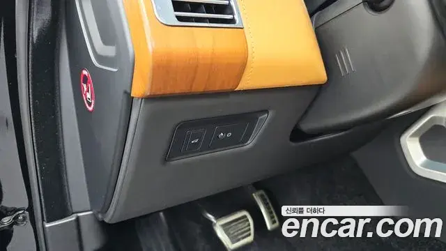 Land Rover Range Rover 2019 — Photo 13/38