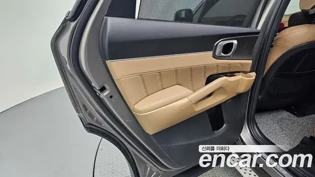 Kia Sorento 2024 — Şəkil 15/33