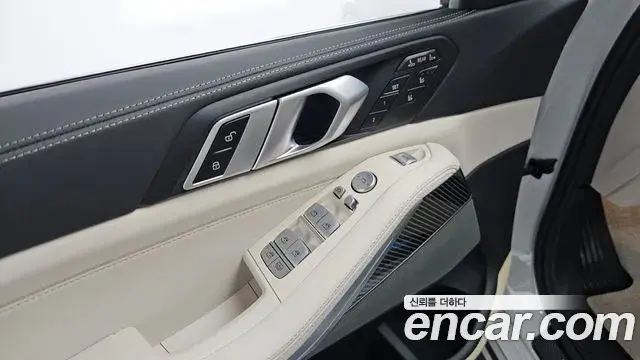 BMW X7 2024 — Şəkil 18/20
