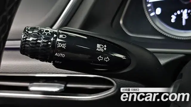 Hyundai Sonata Hybrid 2021 — Photo 12/30