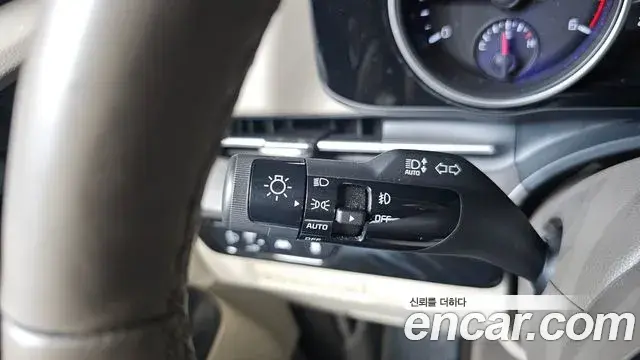 Kia Carnival 2023 — Photo 20/20