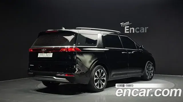 Kia Carnival 2022 — Фото 2/20