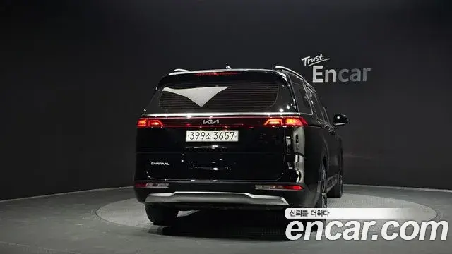 Kia Carnival 2022 — Фото 4/20