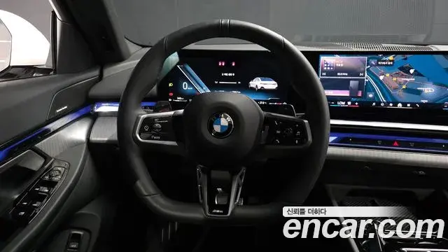 BMW 5 Series 2025 — Фото 13/20