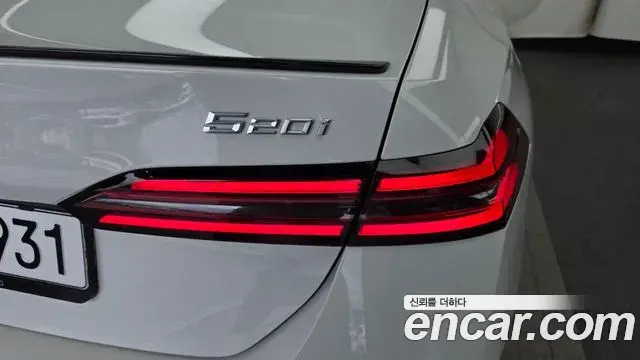 BMW 5 Series 2024 — ფოტო 8/33