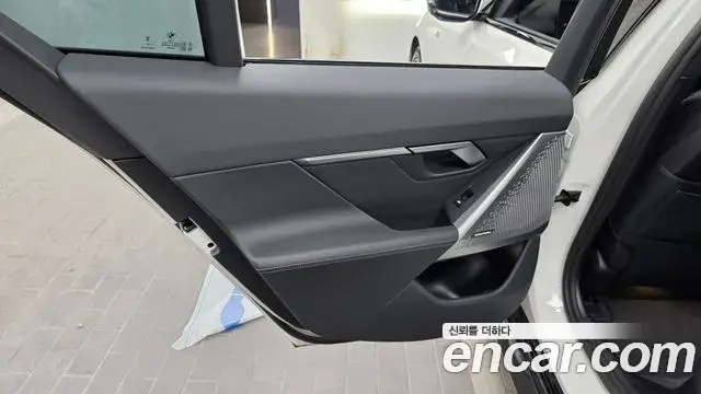 BMW 5 Series 2024 — ფოტო 9/33