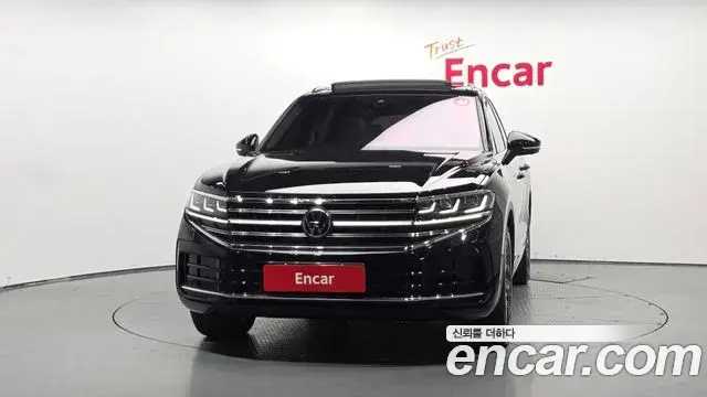 Volkswagen Touareg 2024 — Şəkil 19/20