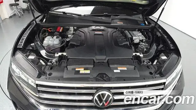 Volkswagen Touareg 2024 — Şəkil 5/20