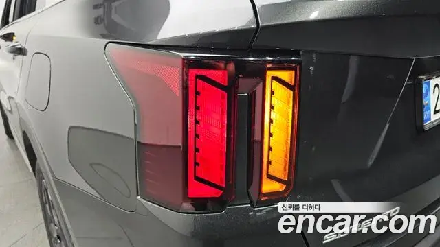 Kia Sorento 2023 — Şəkil 17/35