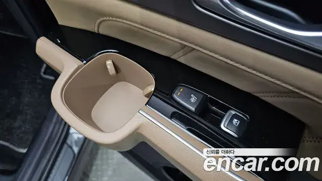 Kia Sorento 2023 — Şəkil 19/35