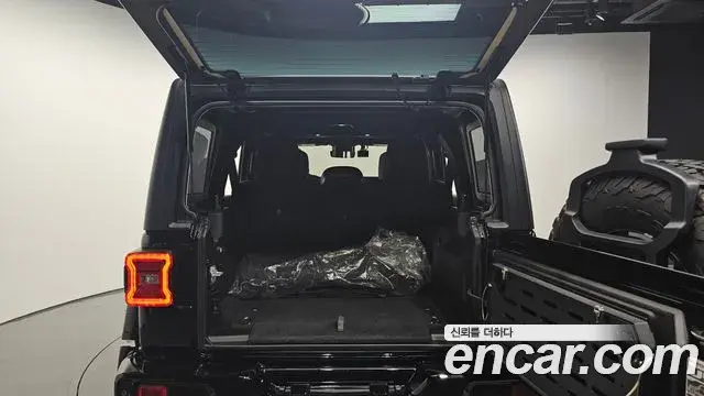 Jeep Wrangler 2025 — Şəkil 9/31